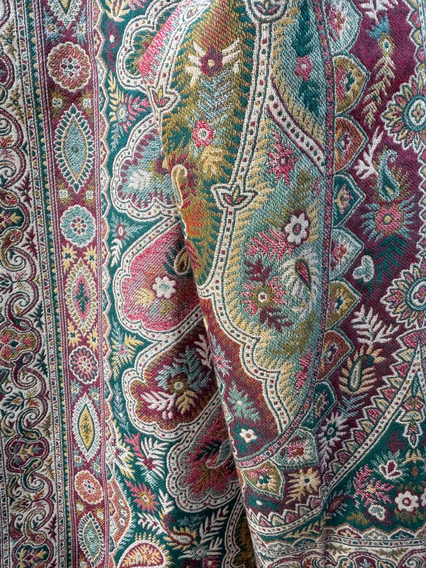 KASHMIRI PAISLEY PARADISE COAT