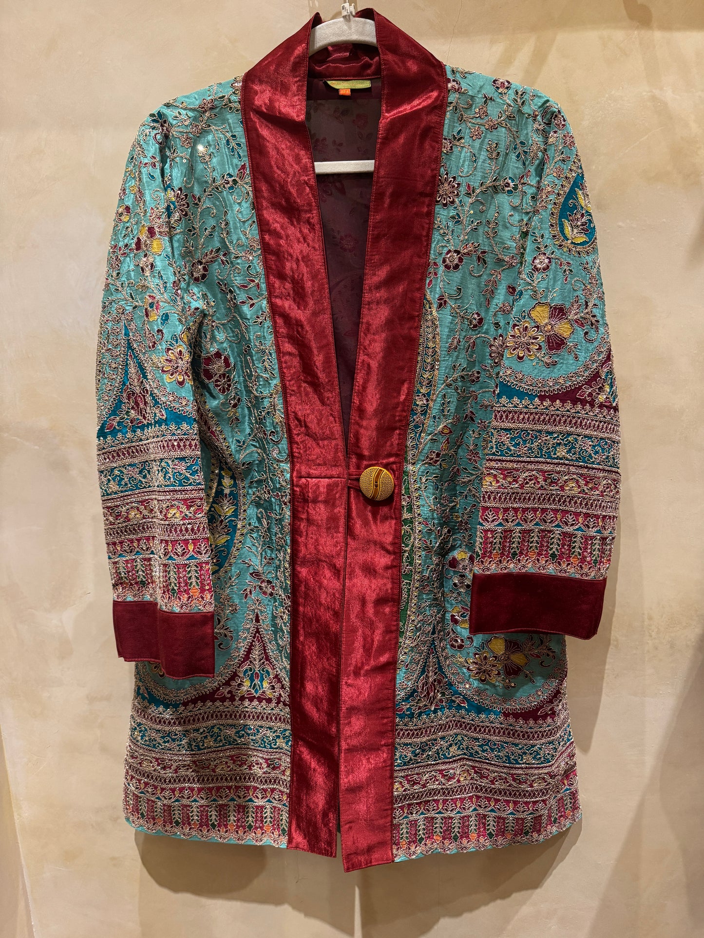 ROMANTIC GILDED AND EMBROIDERED SWING COAT