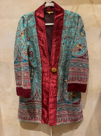 ROMANTIC GILDED AND EMBROIDERED SWING COAT