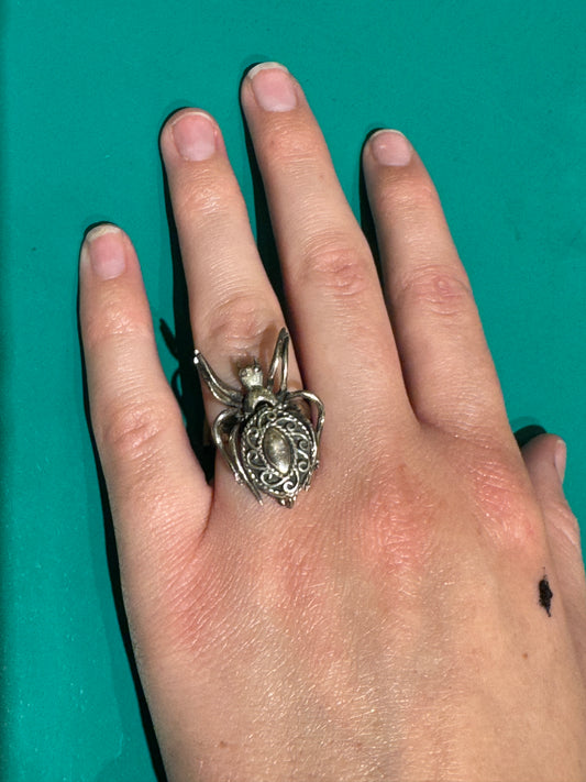 STERLING SILVER SPIDER POISON RING