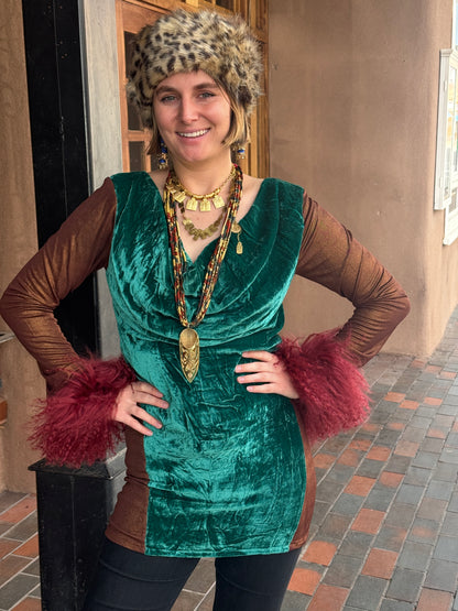 MONGOLIAN CURLY LAMB CUFFS