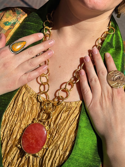 RHUBARB JASPER GOLD PENDANT NECKLACE