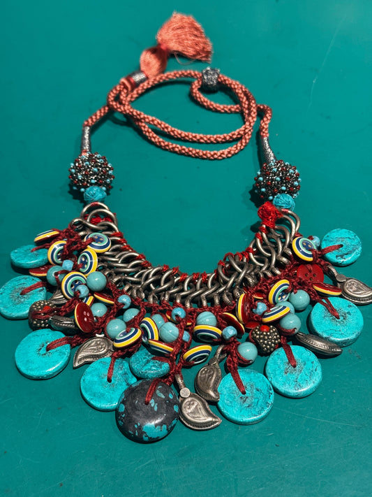 TURQUOISE TREASURE HUNT BIB NECKLACE