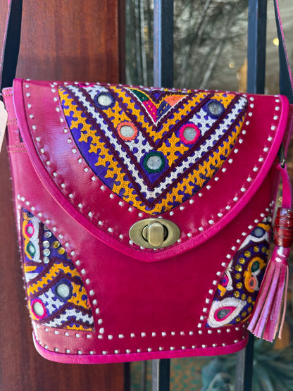 BERRY PINK LEATHER TOOLED HANDBAG