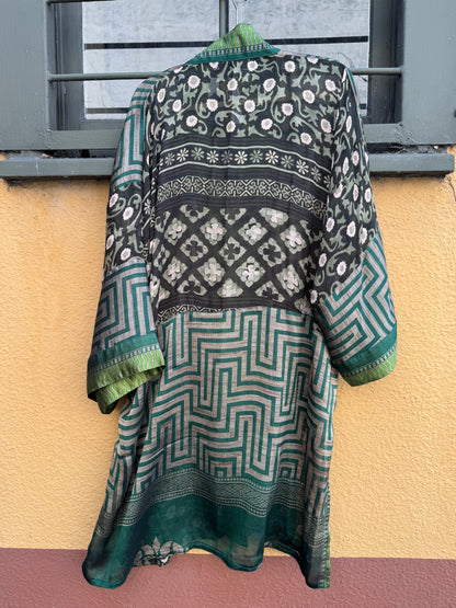 GREEN GRAPHIC KIMONOS - SHORT AND LONG