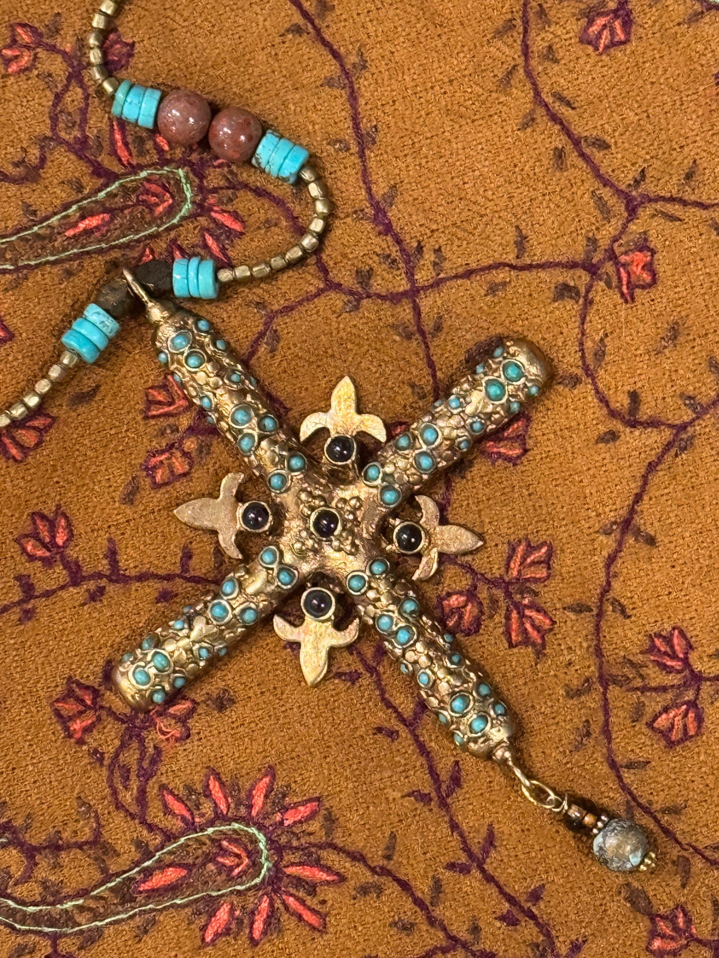 BYZANTINE TURQUOISE STUDDED CROSS