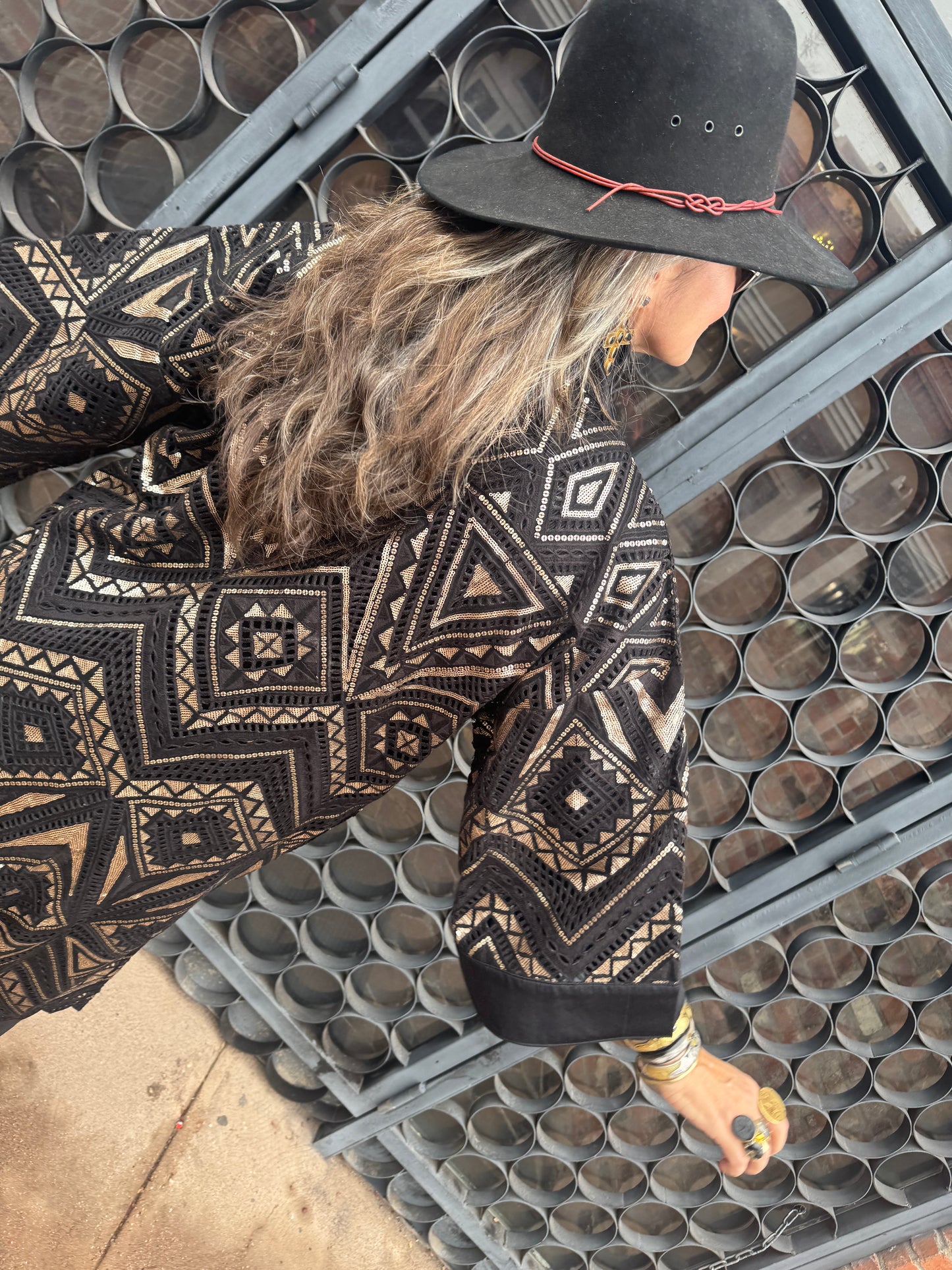 BLACK EMPIRE DECO DUSTER