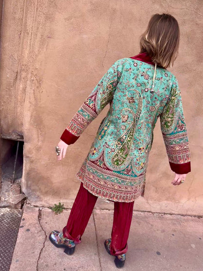 ROMANTIC GILDED AND EMBROIDERED SWING COAT