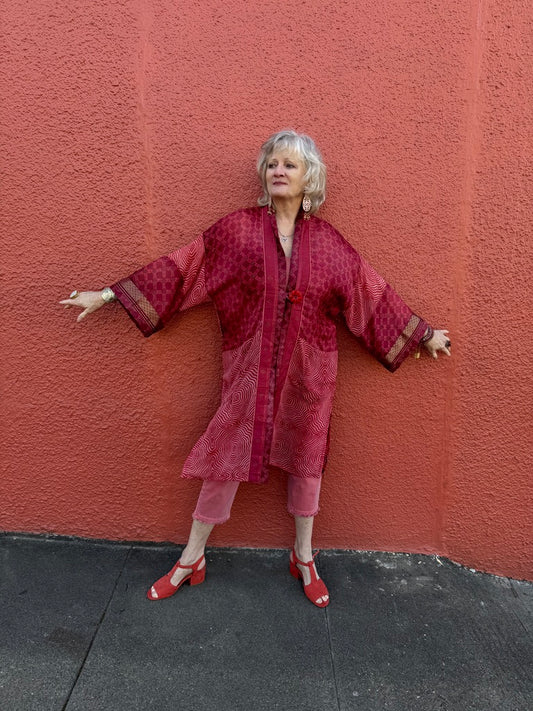 CRIMSON & CORAL LONG KIMONO