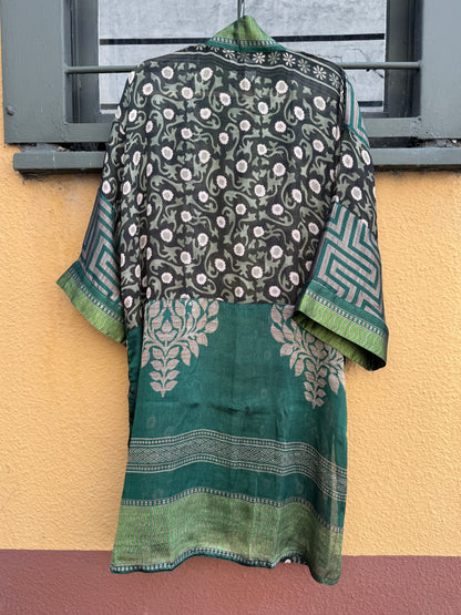 GREEN GRAPHIC KIMONOS - SHORT AND LONG