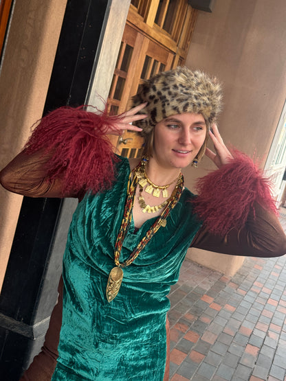 MONGOLIAN CURLY LAMB CUFFS