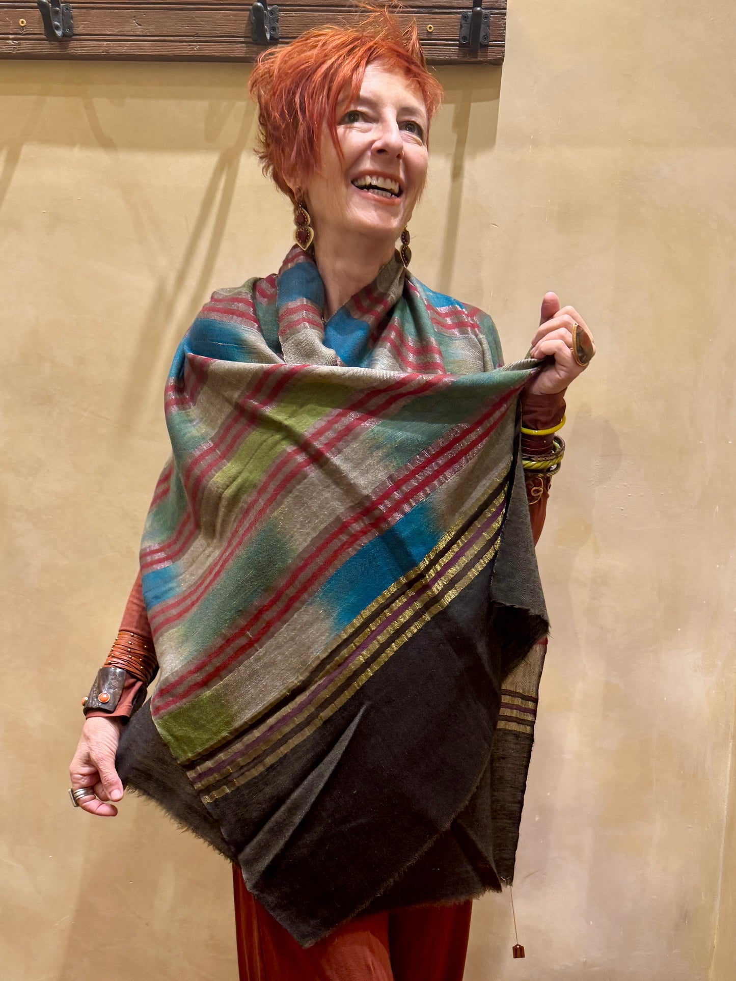 TOP SHELF HANDLOOMED PASHMINA SHAWLS