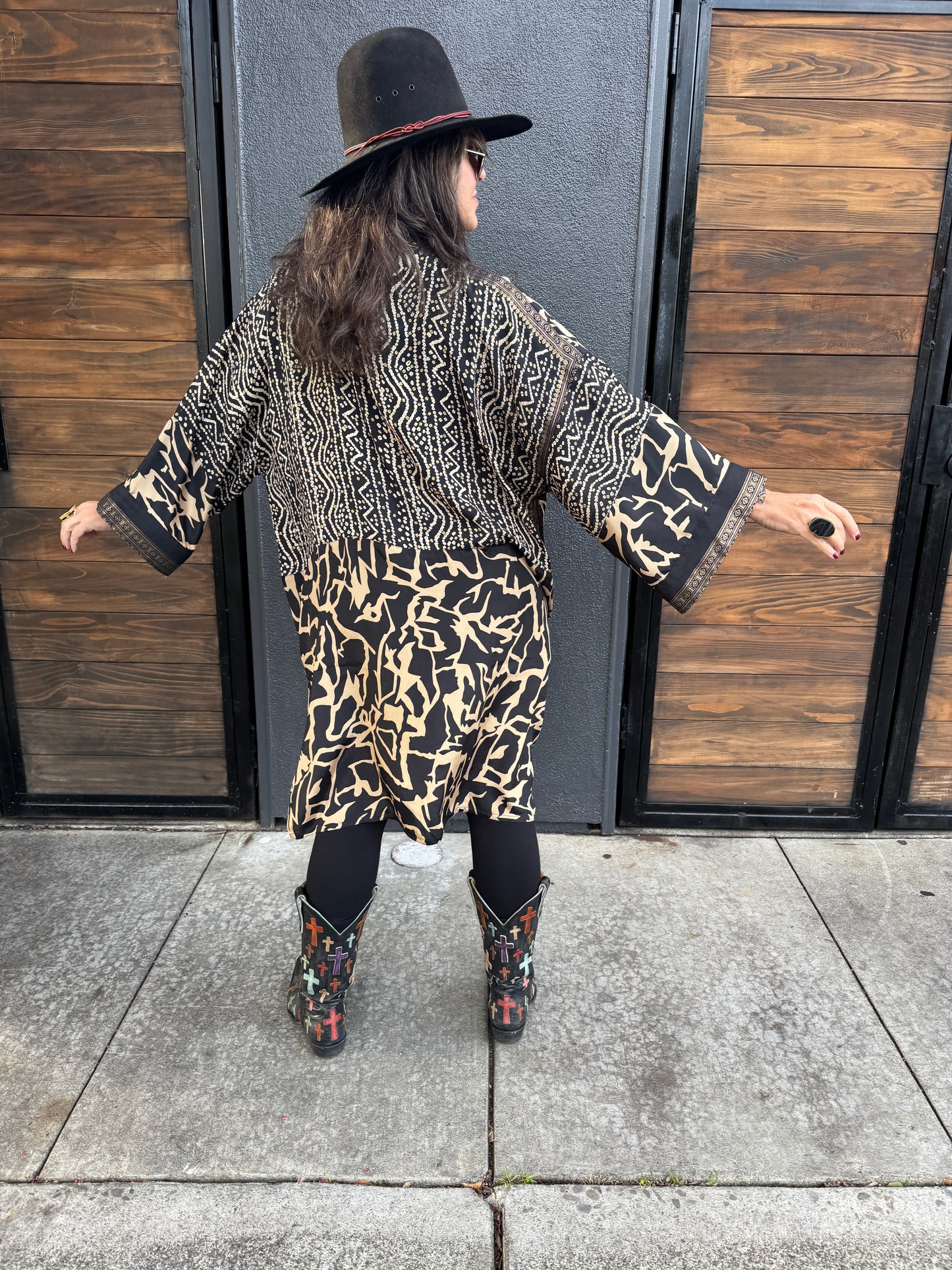 WINTER SAFARI LONG KIMONOS