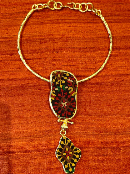 UZBEK-TASTIC DOUBLE DROP CHOKER