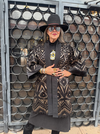 BLACK EMPIRE DECO DUSTER