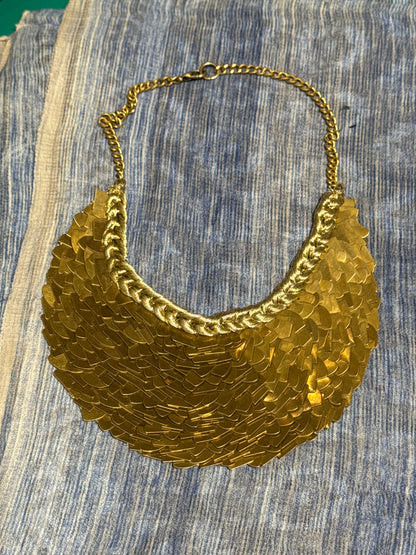 RBG INTRICATE METAL FISH SCALE YOKE BIB NECKLACE