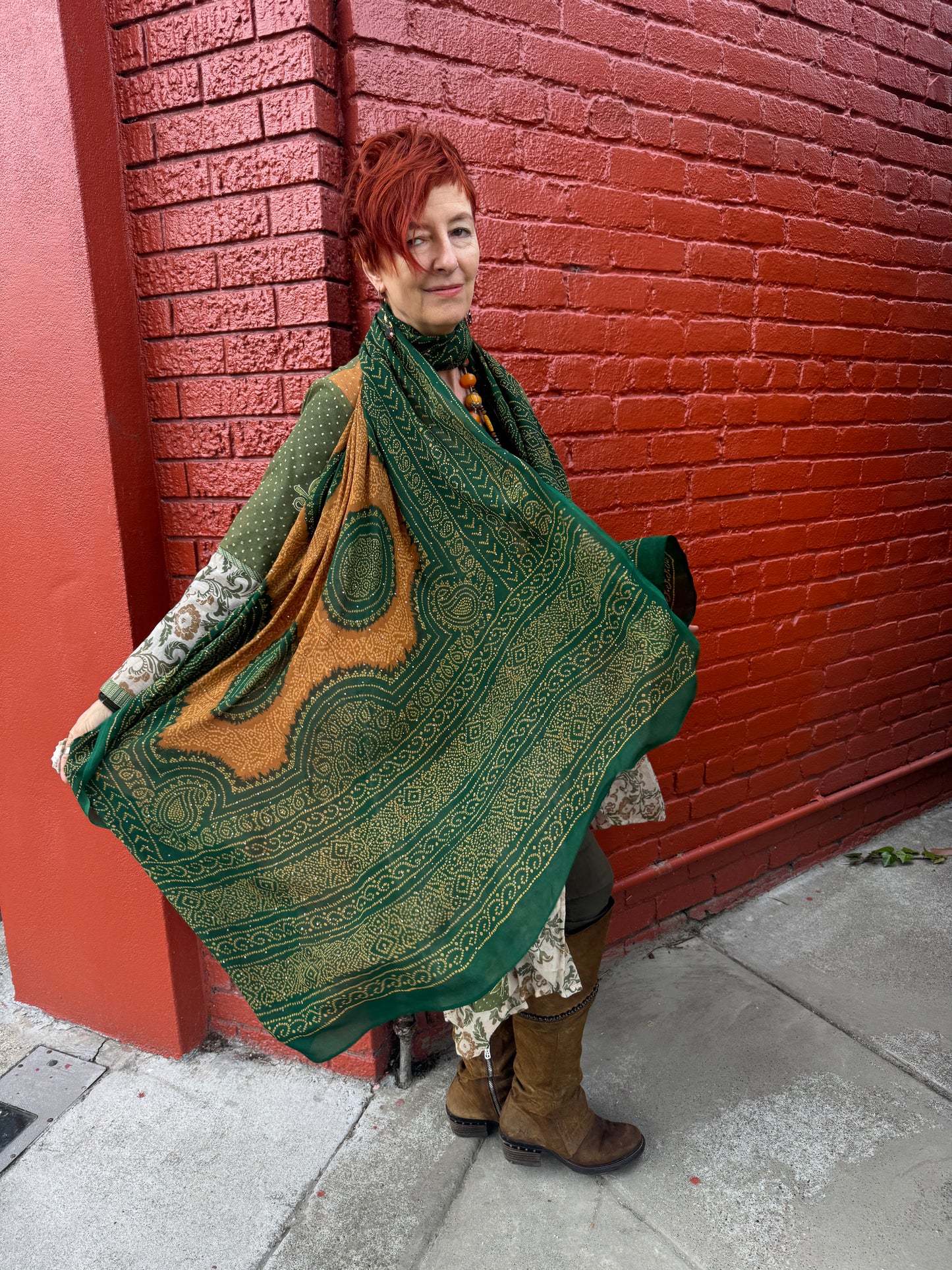 GREEN AND GOLD SILK SPARKLE BANDHANI SHAWL