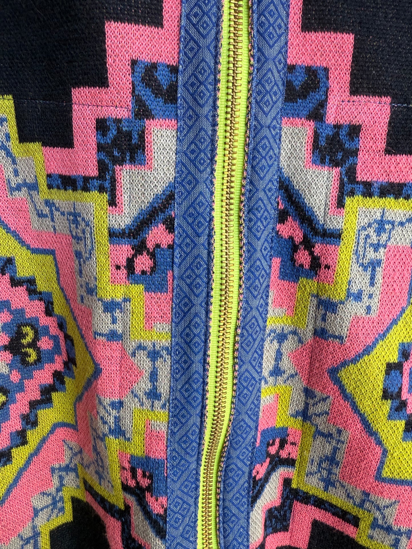 ZIP BLUE MANDALA SWEATER