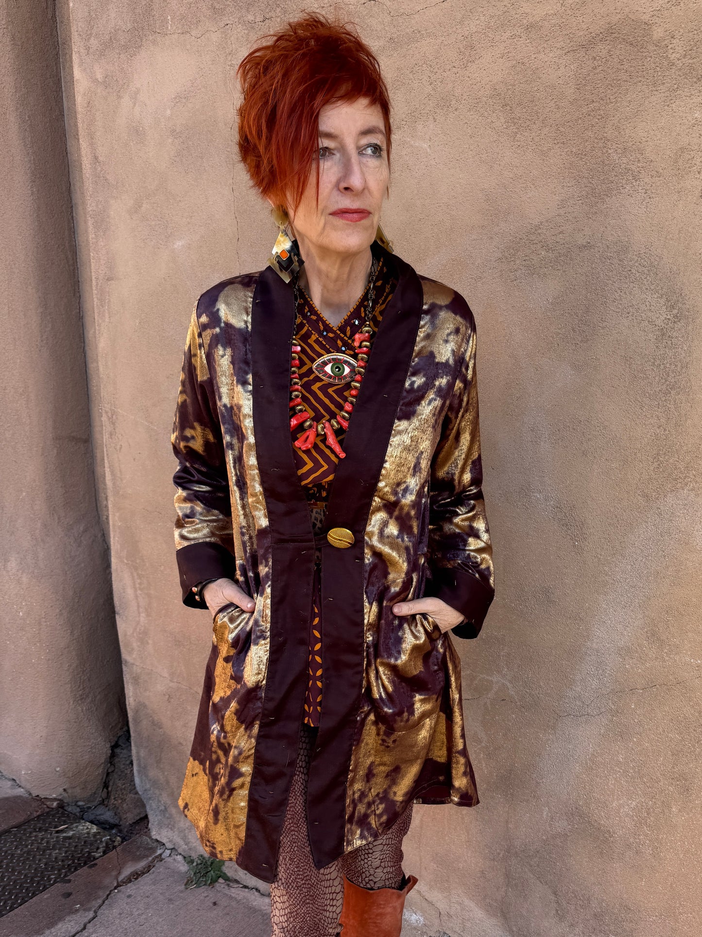 CHOCOLATE WINE GILDED CLOUD COAT