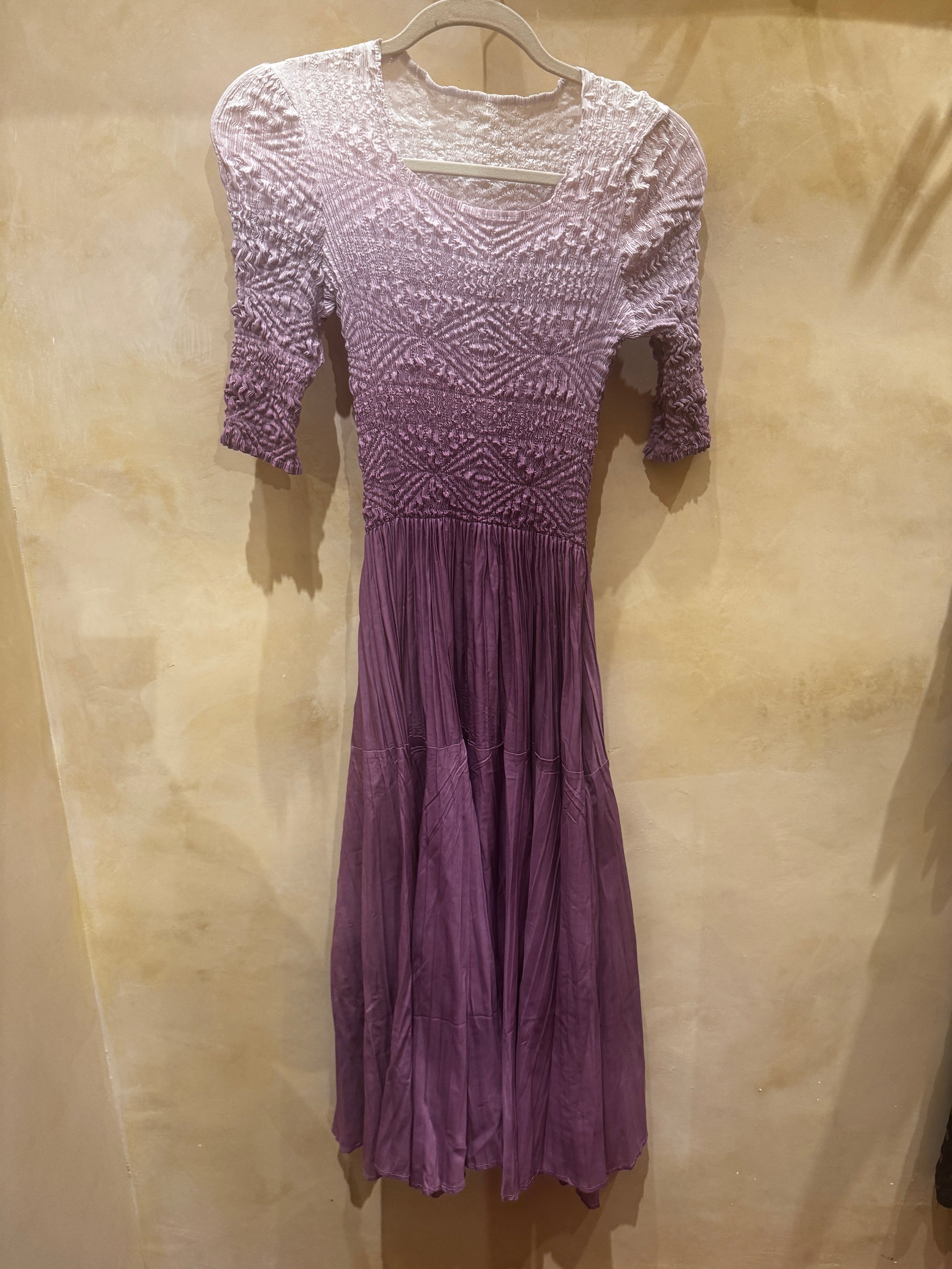 GENEVIEVE OMBRE SMOCK TOP DRESS – SERRAHNA