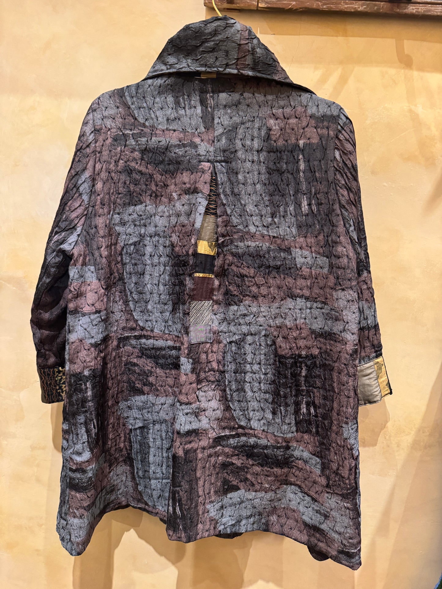 STORMY NIGHT TRENCH COAT