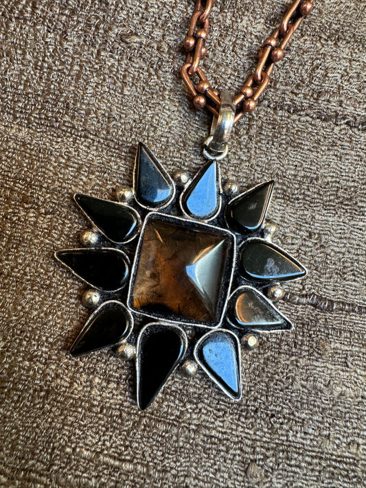 STAR POWER NECKLACE