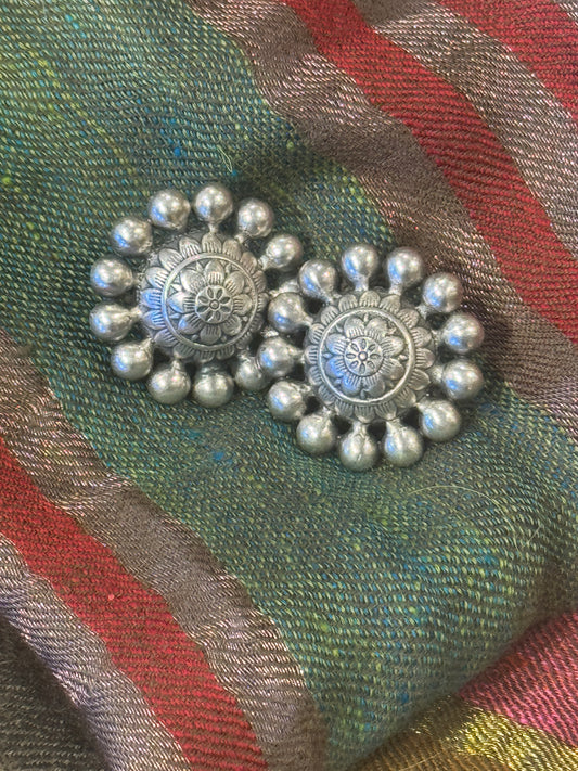 WAGON WHEEL POST EARRINGS