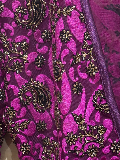 GILDED PAISLEY STRETCH VELVET SHRUG