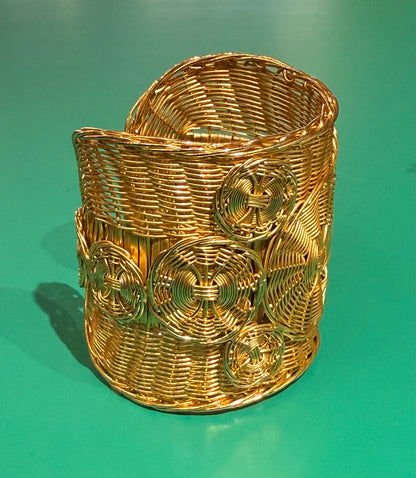 HAND WOVEN MASTERPIECE BRASS WIRE CUFF