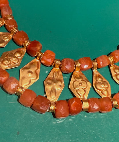 RAW GEM COLLAR NECKLACE