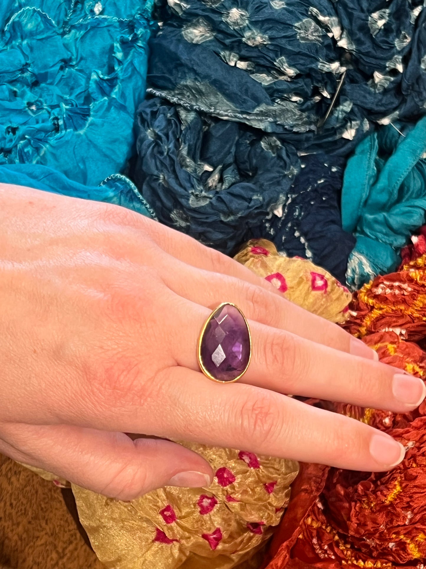 AMETHYST ALMOND SHAPE RING