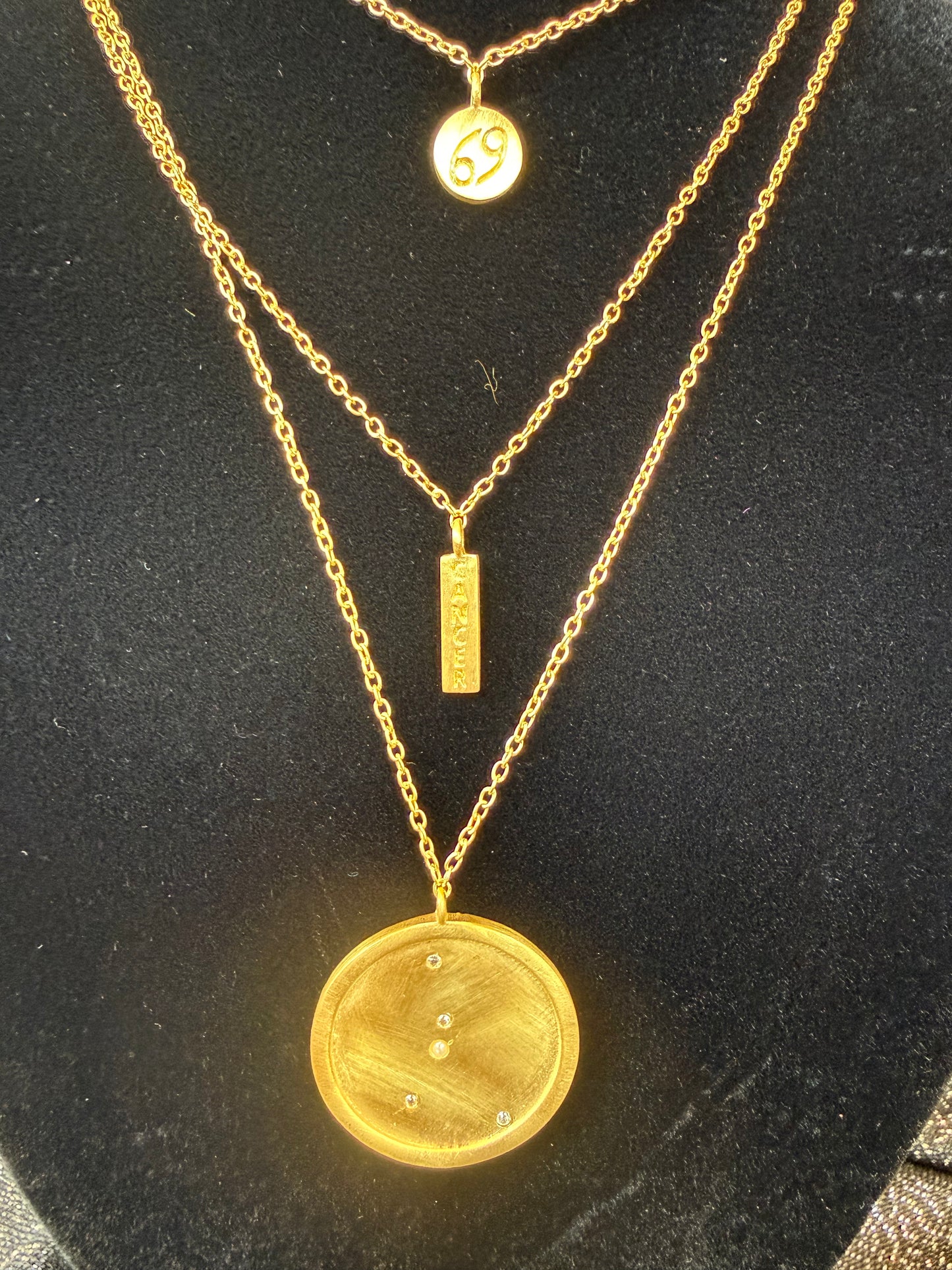 ZODIAC NECKLACE