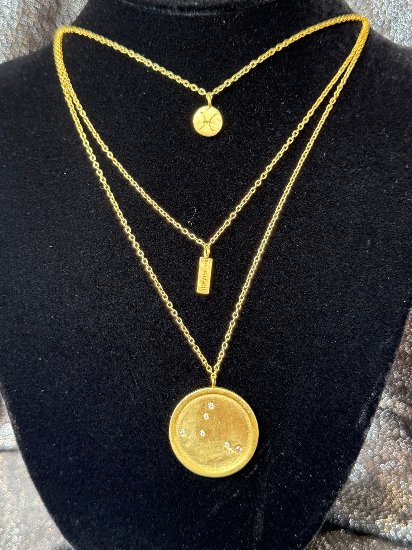 ZODIAC NECKLACE