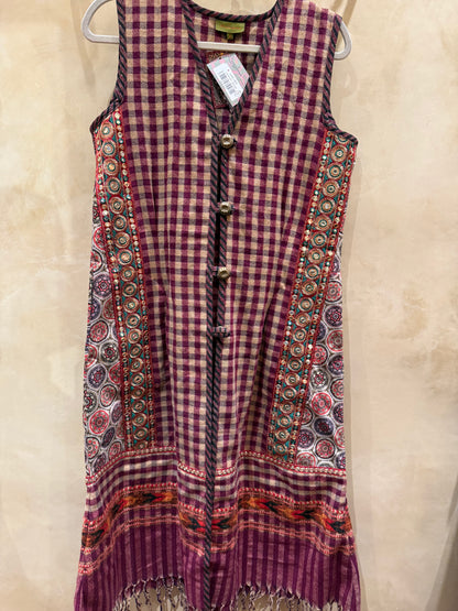 LOVE VEST