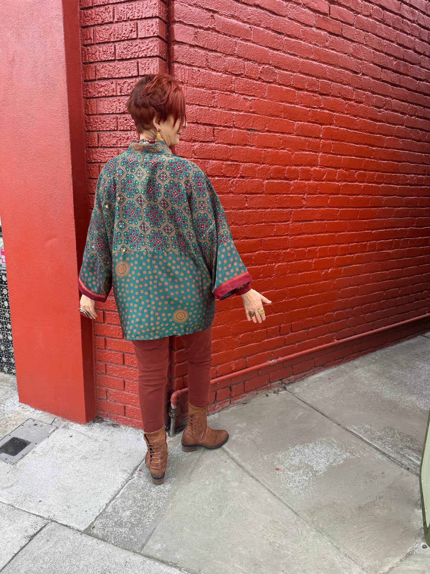 DEEP TEAL TILE PRINT KIMONO