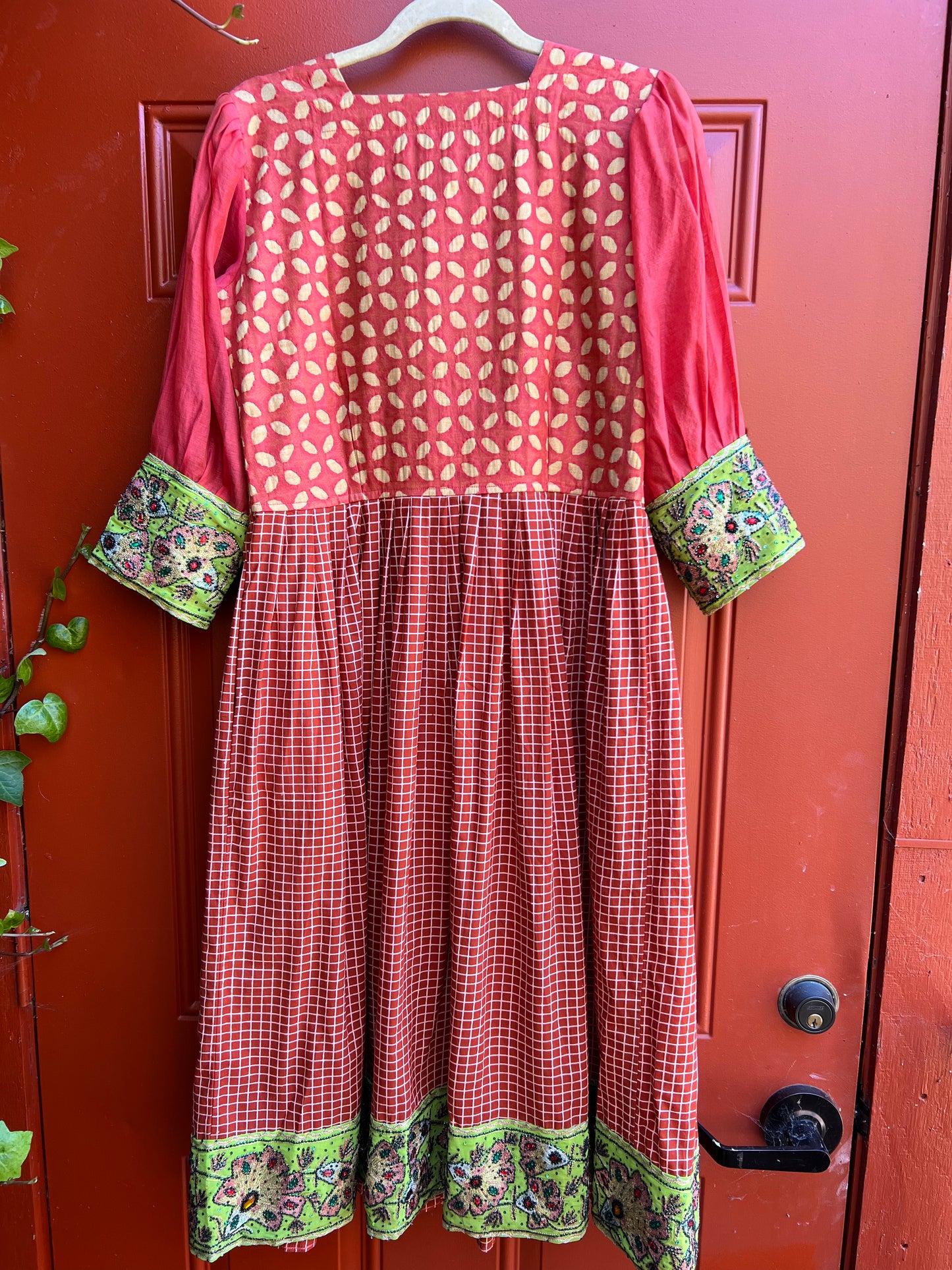 VELÁZQUEZ DRESS CREOLE CORAL