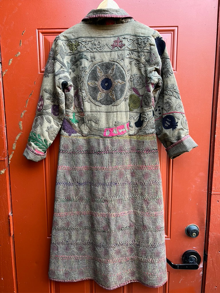 A RANGE OF WARM COLORS SUZANI TAPESTRY COAT