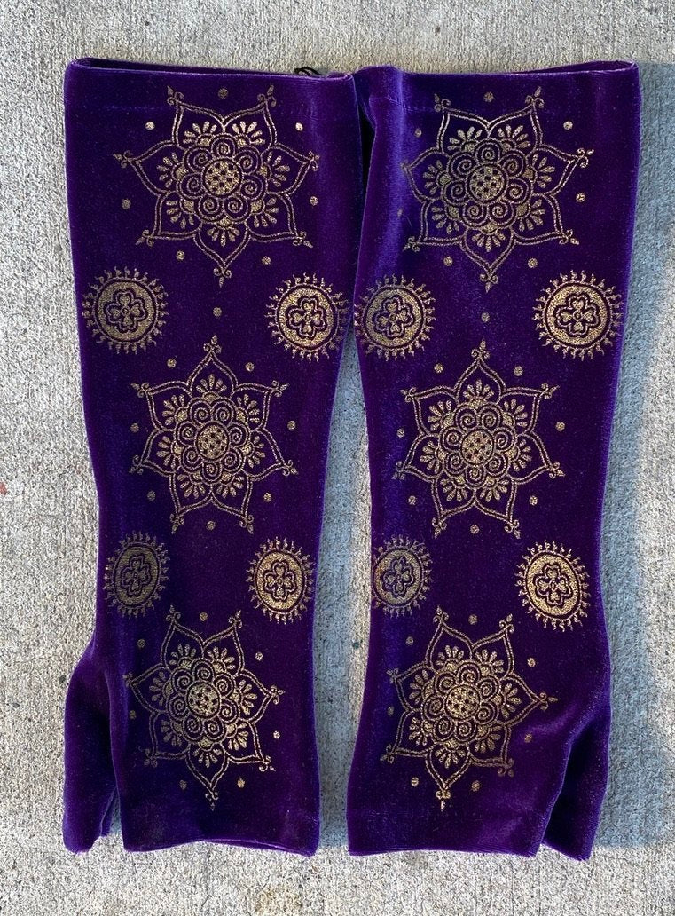 Purpler gold mandala design fingerless velvet gloves Andrea Serrahn Serrahna