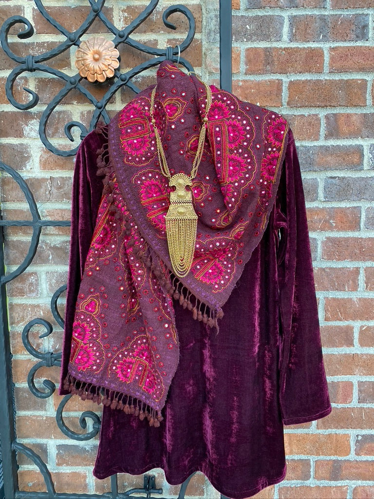 Khadi silk fuchsia embroidery shawl Andrea Serrahn Serrahna
