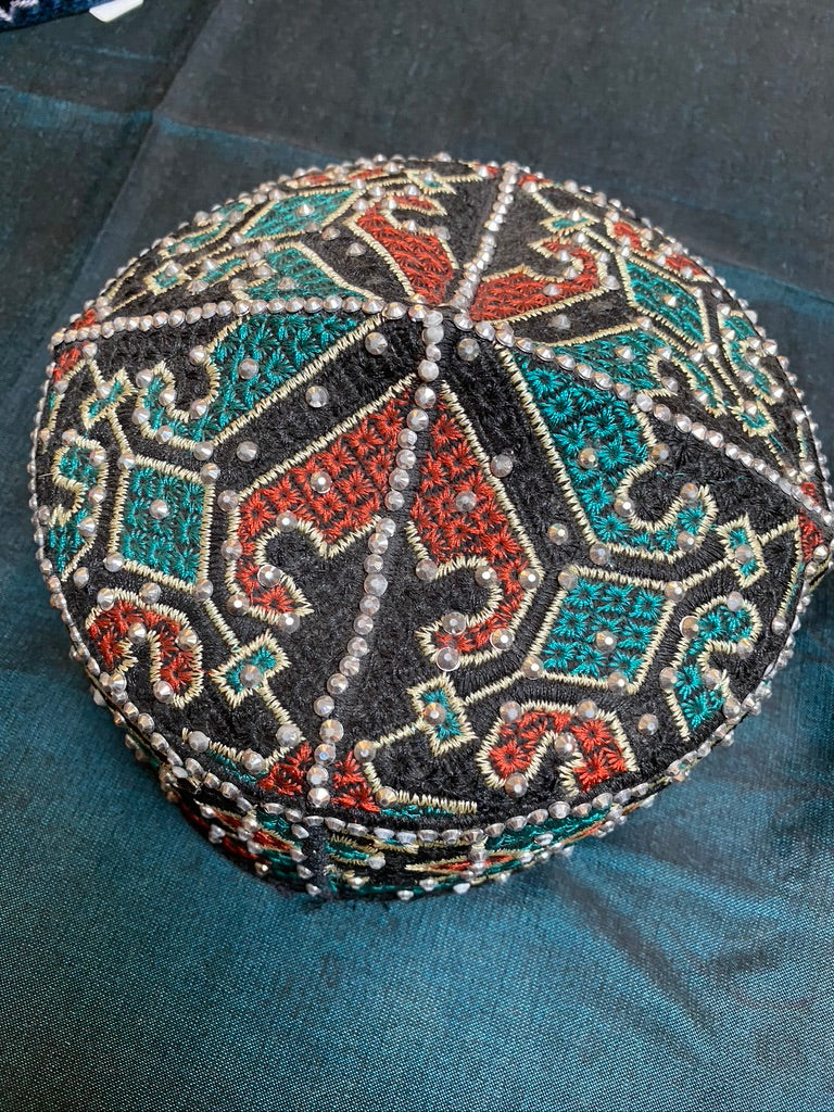 Embroidered Muslim style cap Andrea Serrahn Serrahna