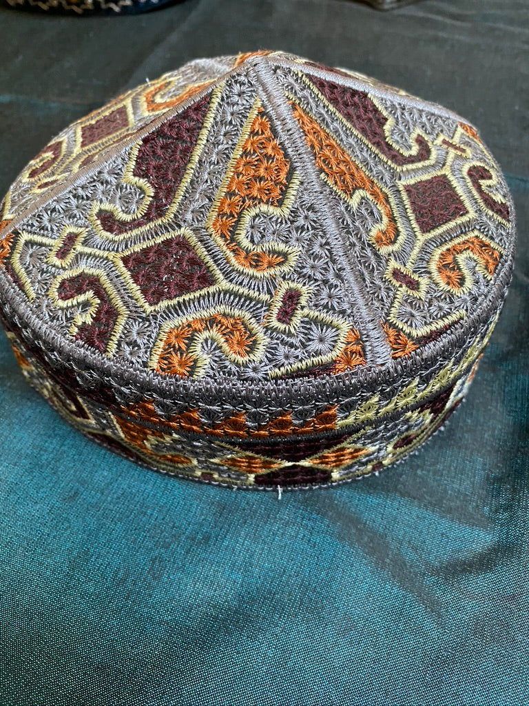 Embroidered Muslim style cap Andrea Serrahn Serrahna