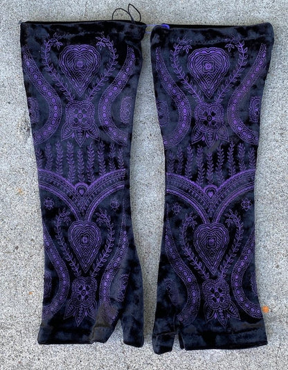 Purple black heart scroll Fingerless long velvet gloves Andrea Serrahn Serrahna